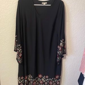Black long sleeve dress